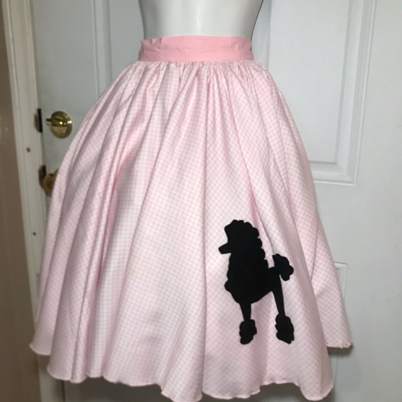 Other - Girls 9/10 poodle 🐩 puffy skirt